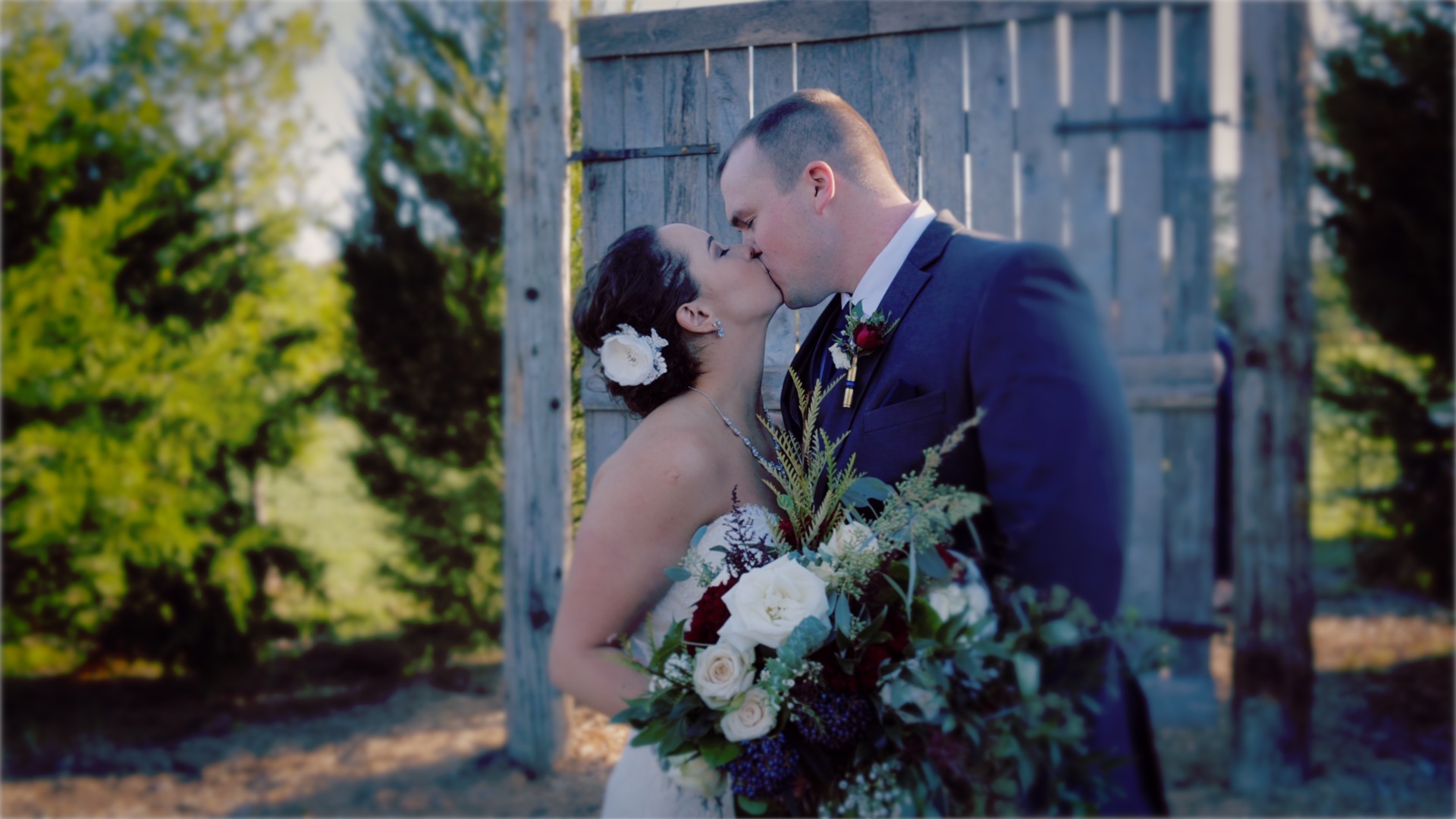 wedding at Cedar Valley Forest